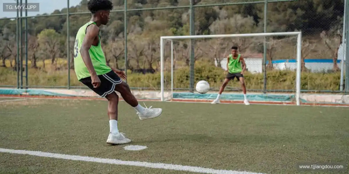 🚴‍♂️赛道上的风，由你我共同定义速度！